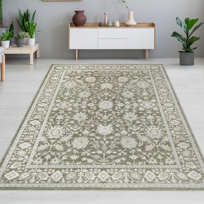 Orientteppiche entdecken Teppich mit klassischem Ornamentmuster in heller Farbgestaltung