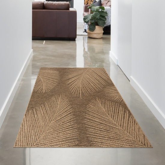 Preview: Stilvoller In- und Outdoorteppich im tropischen Blättermuster in Beige Braun Preview: Stilvoller In- und Outdoorteppich im tropischen Blättermuster in Beige Braun