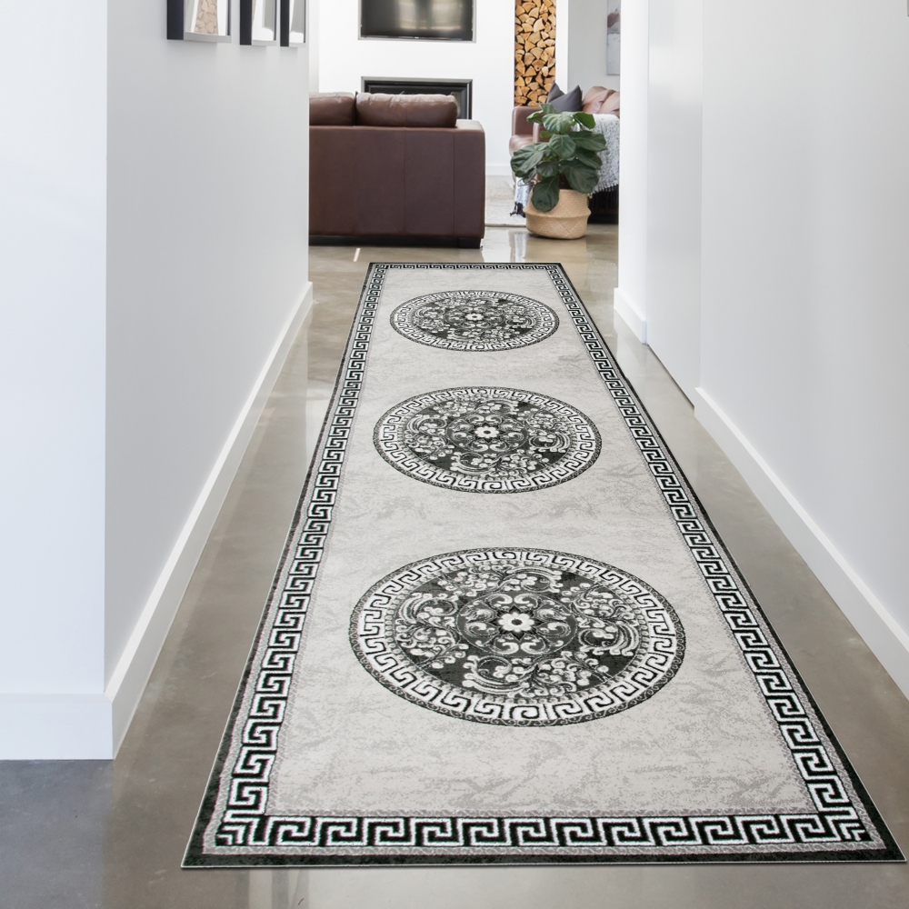 Orientalische Teppiche mit Verzierungen | CARPETIA