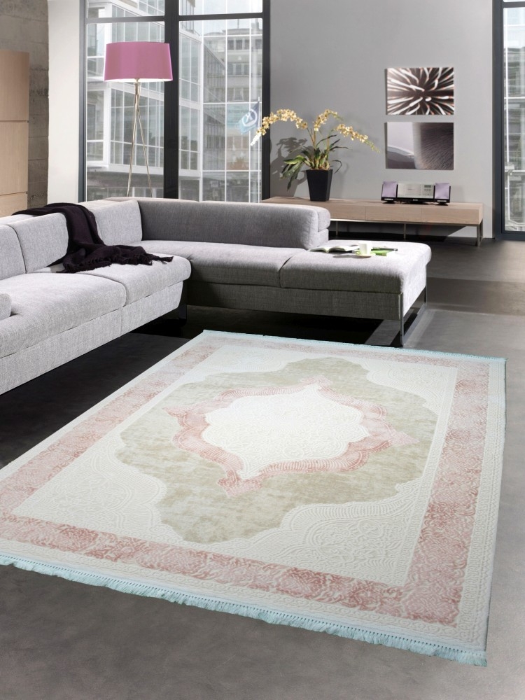 Bordüre und Ornamente Fußbodenheizungsgeeignet 3 kg/m² Gesamtgewicht (ca.)  11 mm Gesamthöhe (ca.) 100 % Acrylic Wolle | CARPETIA